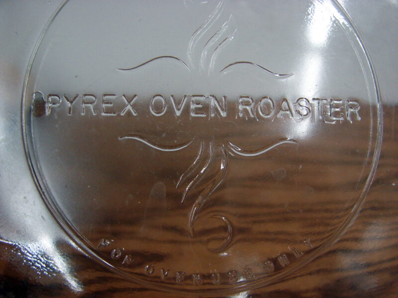 Vintage PYREX Original Oven Roaster 687-C Roasting Pan Lid Tab Handles, Moose-R-Us.Com Log Cabin Decor