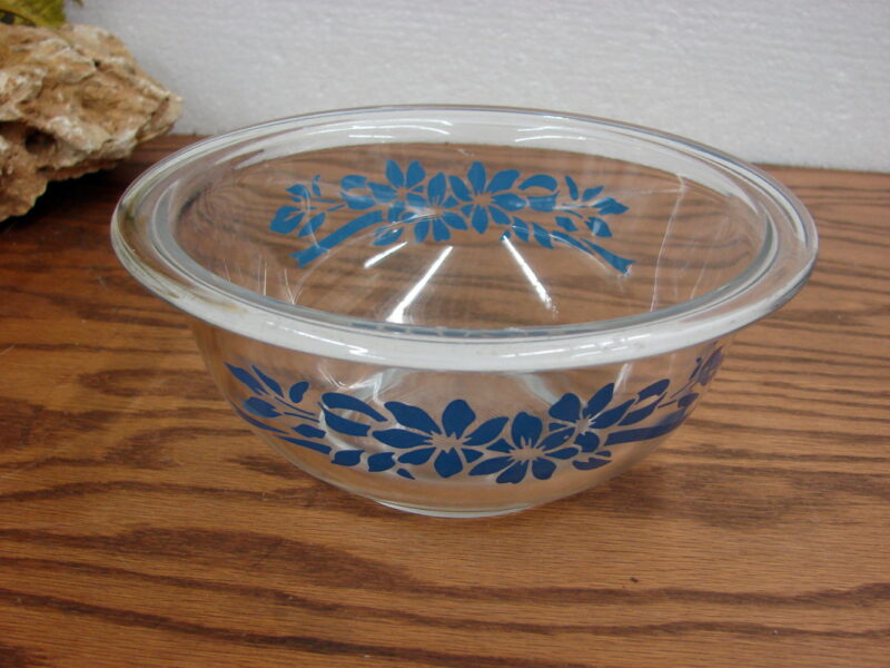 Vintage PYREX #322 Clear Blue Flowers Ribbon Round Mixing Bowl Set/2, Moose-R-Us.Com Log Cabin Decor