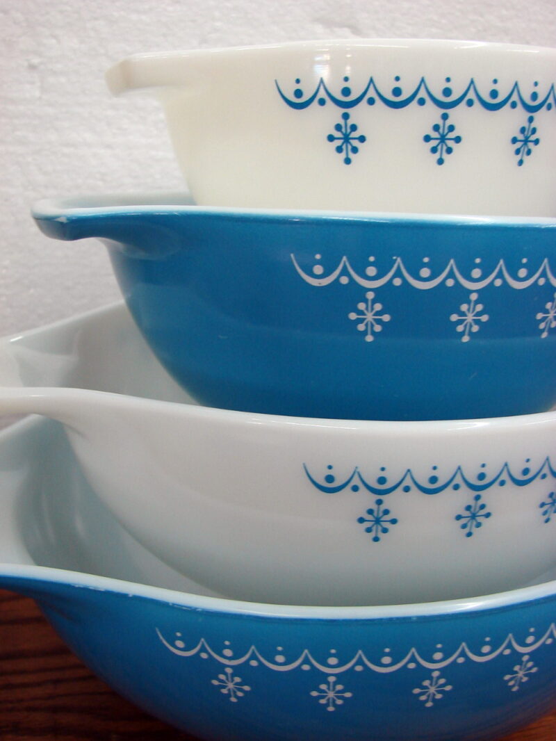Vintage PYREX Blue Snowflake Garland Bowl Set Casserole Kitchen Accessories, Moose-R-Us.Com Log Cabin Decor