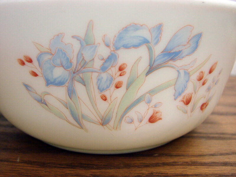 Vintage PYREX Blue Iris Made in England Casserole w/ Blue Tint Lid, Moose-R-Us.Com Log Cabin Decor