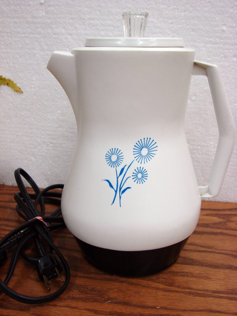 Vintage West Bend Fiesta Perk 3-5 Cup Electric Coffee Percolator Cornflower, Moose-R-Us.Com Log Cabin Decor