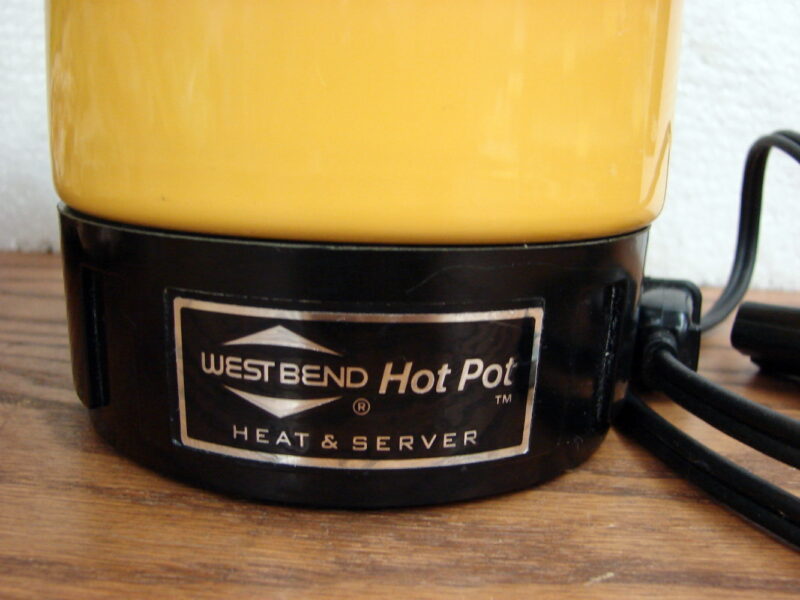 Vintage West Bend 2-6 Cup Hot Pot #3255 Office Dorms Traveling Reheat, Moose-R-Us.Com Log Cabin Decor