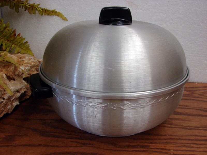 Vintage 1970&#8217;s Brushed Aluminum Chrome West Bend Serving Oven Bun Warmer Vine, Moose-R-Us.Com Log Cabin Decor