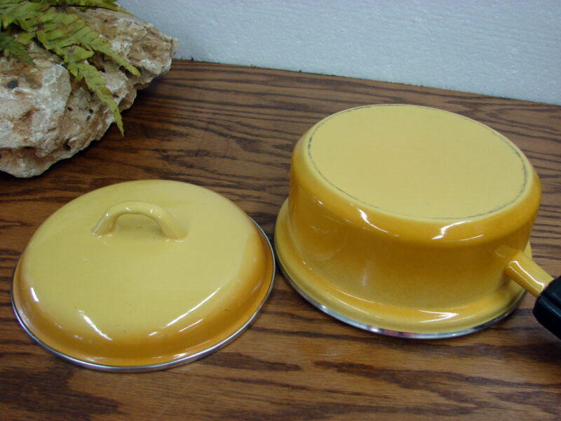 Vintage Enamelware Porcleain Yellow Fade Brown Sauce Pan 7&#8243;, Moose-R-Us.Com Log Cabin Decor