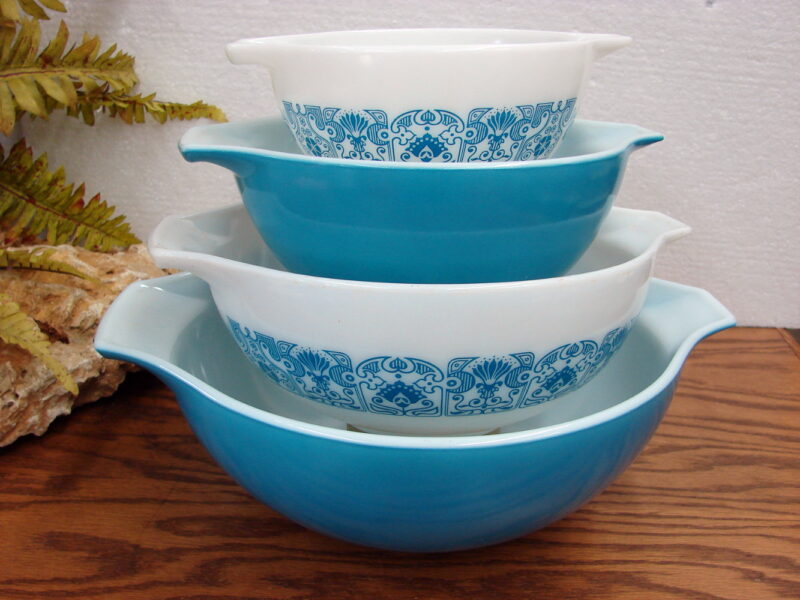 Vintage PYREX Horizon Blue #441-444 Cinderella Mixing Bowl Set/4, Moose-R-Us.Com Log Cabin Decor