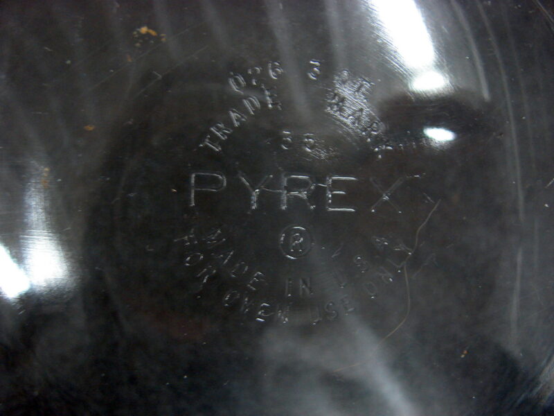 Vintage PYREX #026 Clear Round 3 Qt Baking Dish w/ Matching #626 Lid, Moose-R-Us.Com Log Cabin Decor