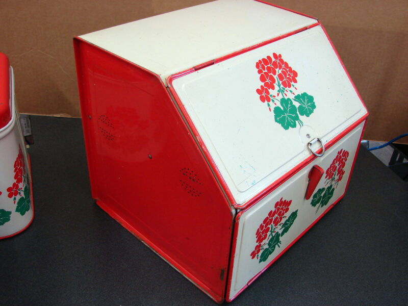 Vintage MCM National Can Tin Bread Box Pie Safe Canister Set Red Geranium, Moose-R-Us.Com Log Cabin Decor