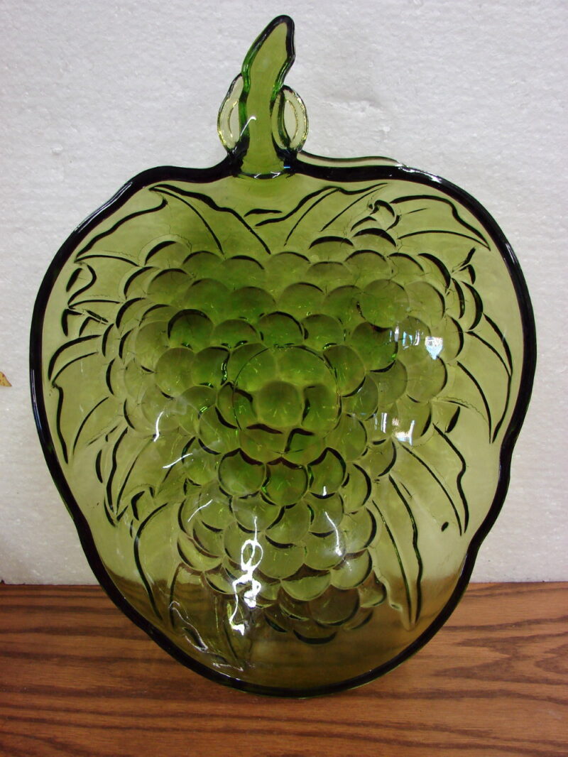 Large Vintage Indiana Glass Green Grape Cluster Shaped Fruit Bowl, Moose-R-Us.Com Log Cabin Decor