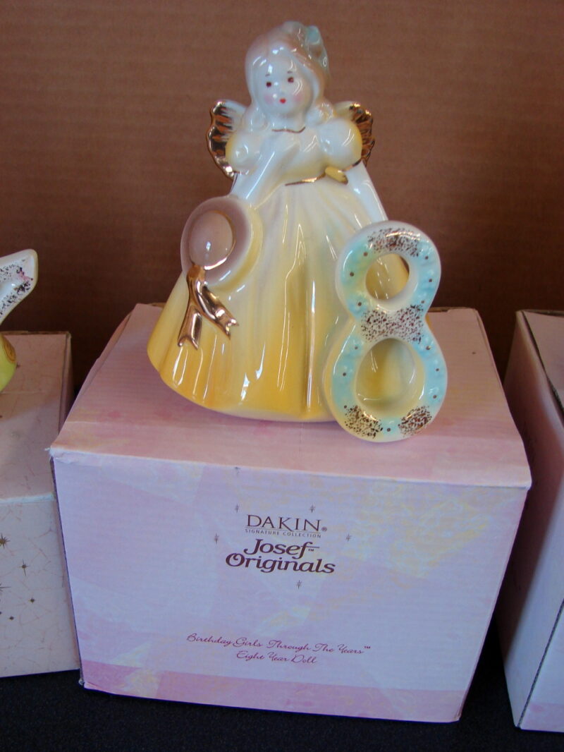 Porcelain Gold Josef Originals Birthday Girls applause Dakin Baby-12 14-16, Moose-R-Us.Com Log Cabin Decor