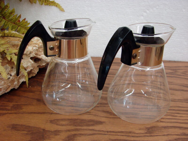 Set/2 Vintage Corning Ware USA Small Heat Proof Glass Coffee Carafe w/ Lid, Moose-R-Us.Com Log Cabin Decor