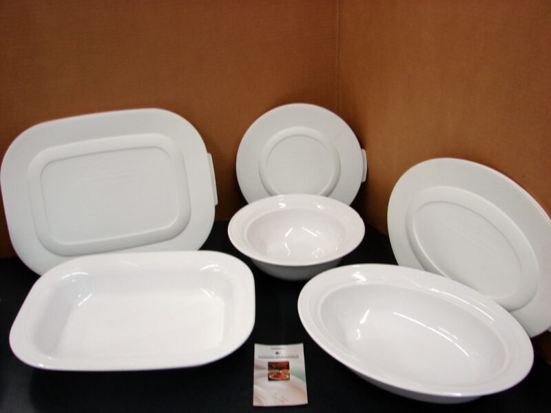 Corning Ware Casual Elegance White 6 Piece Set Oval Rectangular Round w/ Lids, Moose-R-Us.Com Log Cabin Decor