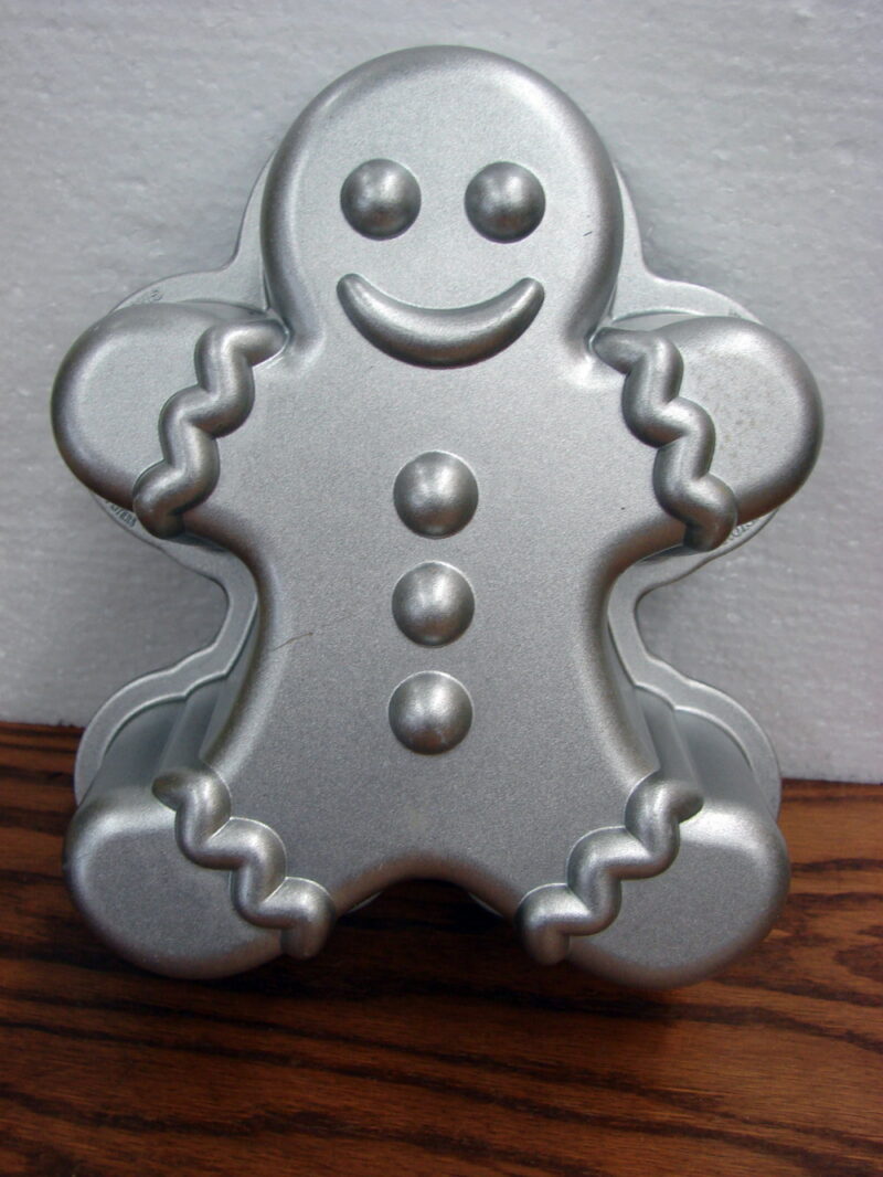 Nordic Ware Heavy Duty Baking Pan Gingerbread Man Shaped Cake, Moose-R-Us.Com Log Cabin Decor