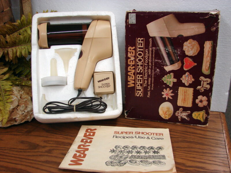 Vintage Wear-Ever Super Shooter Electric Cookie Press Gun, Moose-R-Us.Com Log Cabin Decor