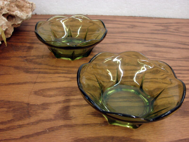 Vintage Anchor Hocking Scallop Avocado Dip Bowl Set/2, Moose-R-Us.Com Log Cabin Decor