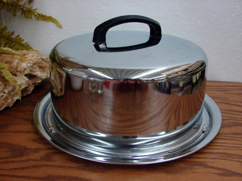 Vintage MCM Chrome Aluminum Everedy Angel Food Cake Carrier Twist Lock Lid, Moose-R-Us.Com Log Cabin Decor