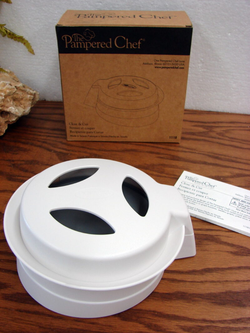 The Pampered Chef Close &#038; Cut Bagel Butterfly Chicken Shrimp #1118, Moose-R-Us.Com Log Cabin Decor