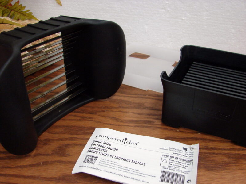 Original Pampered Chef Quick Slice #1181 Vegetable Avocado Egg Slicer, Moose-R-Us.Com Log Cabin Decor