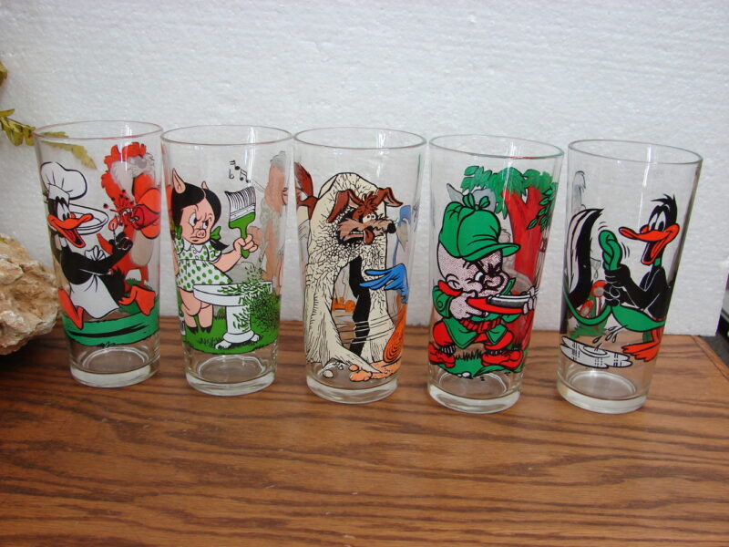 Set/5 Pepsi Collector Series Looney Tunes 1976 Warner Bros Cartoon Glasses, Moose-R-Us.Com Log Cabin Decor