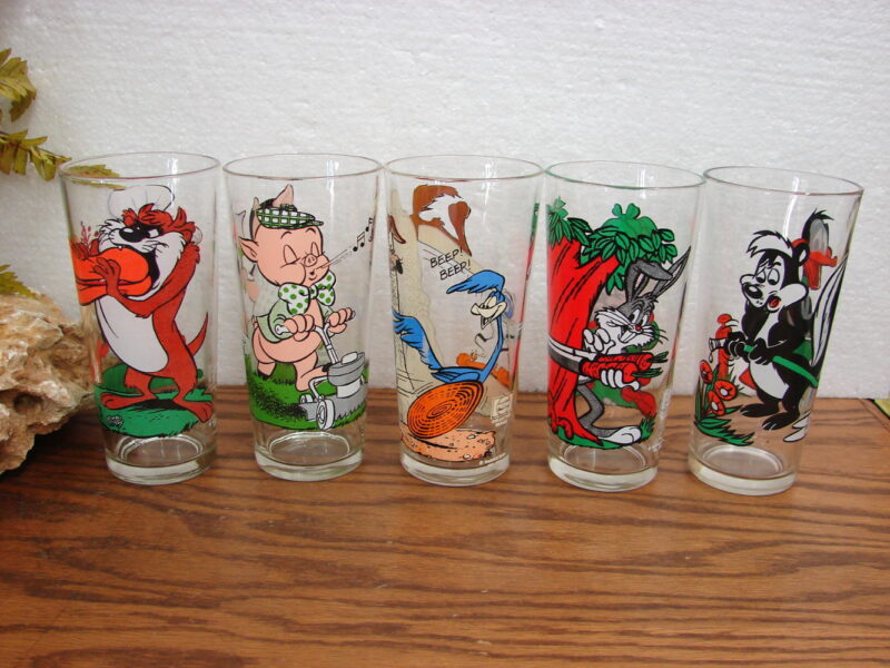 Set/5 Pepsi Collector Series Looney Tunes 1976 Warner Bros Cartoon Glasses, Moose-R-Us.Com Log Cabin Decor