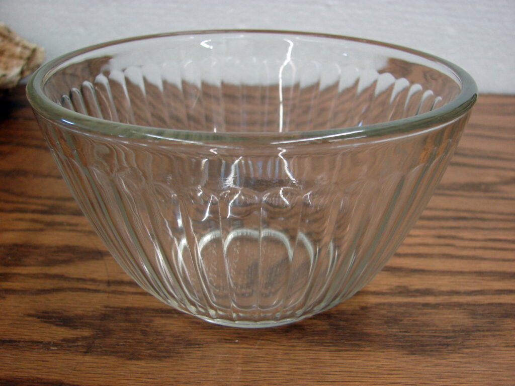 Vintage PYREX Clear Ribbed Nesting Mixing Bowl #7401 3 Cup - Moose-R-Us ...