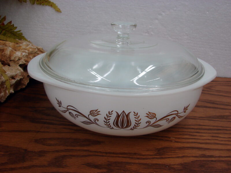 Vintage PYREX Gold Tulip 024 w/ 624 Lid White Golden Promotional, Moose-R-Us.Com Log Cabin Decor