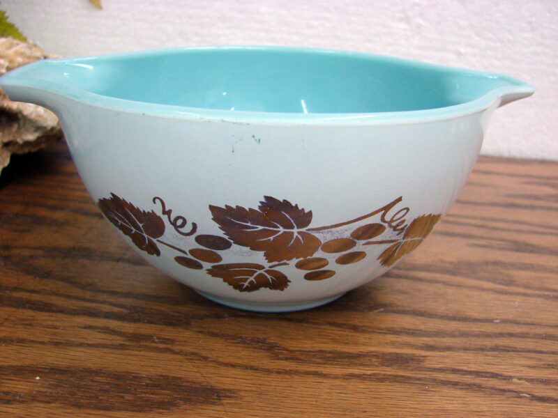 Vintage PYREX Delphite Blue Golden Grapes Dip Bowl #441 as is, Moose-R-Us.Com Log Cabin Decor