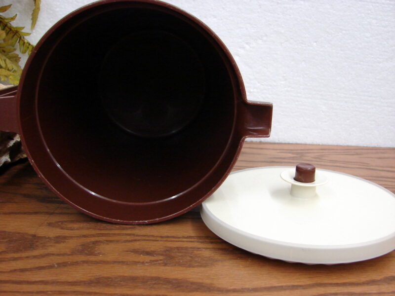 Vintage Tupperware Brown/White 1 Gallon #1416 Pitcher w/ Push Button Lid, Moose-R-Us.Com Log Cabin Decor