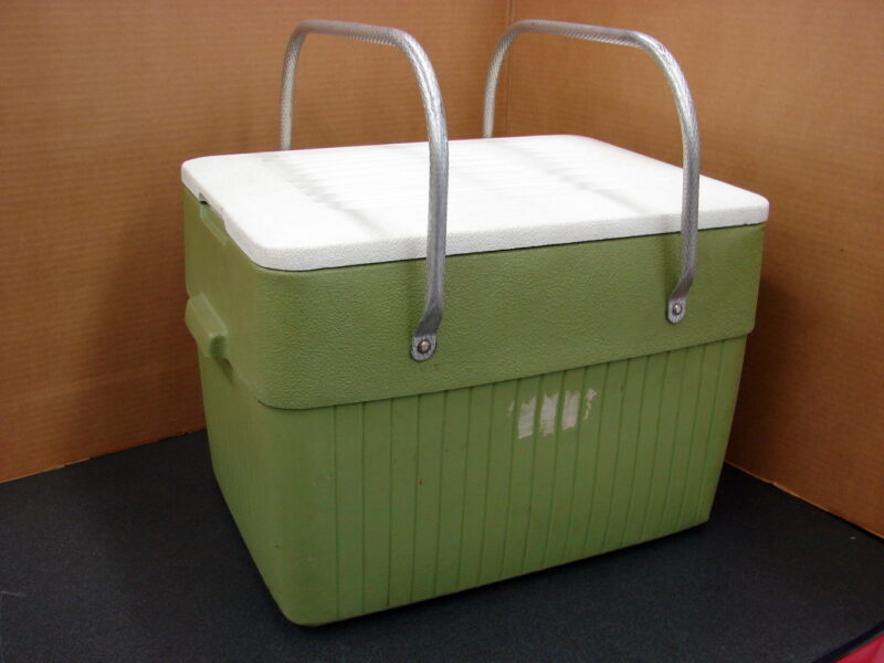 Vintage Plastic Avocado Cooler Aluminum Double Handles Inside Tray Drain Hole, Moose-R-Us.Com Log Cabin Decor