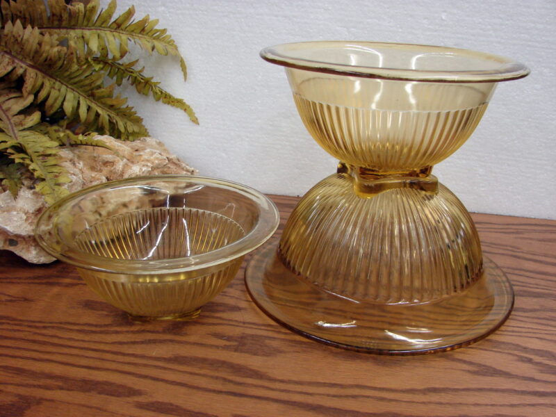 Vintage Federal Hazel Atlas Amber Glass Rolled Rim Square Bottom Mixing Bowl Set/3, Moose-R-Us.Com Log Cabin Decor