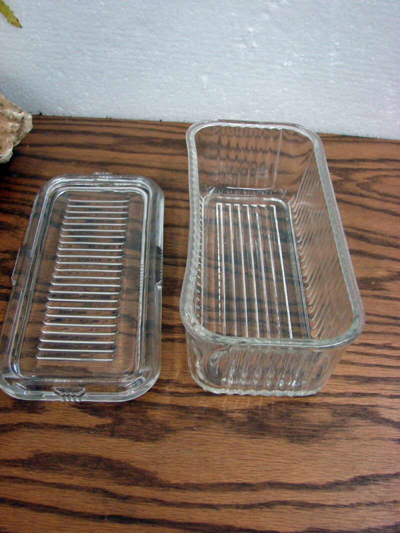 Vintage Federal Glass Clear Deformed Refrigerator Dish w/ Lid Ribbed, Moose-R-Us.Com Log Cabin Decor