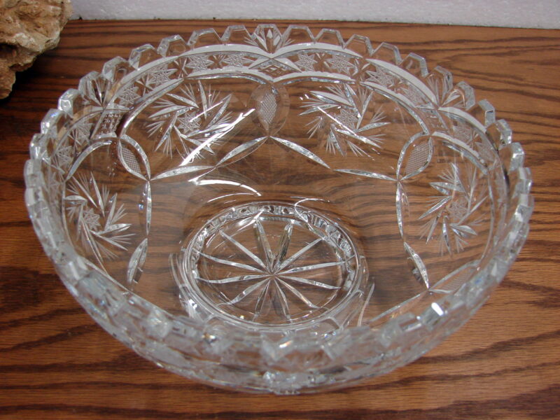 Lead Crystal Brilliant Cut Glass Pedestal Centerpiece Bowl Snowflakes, Moose-R-Us.Com Log Cabin Decor