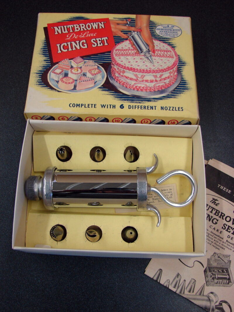 Vintage Nutbrown Icing Set Decorating Tips Like New in Box, Moose-R-Us.Com Log Cabin Decor