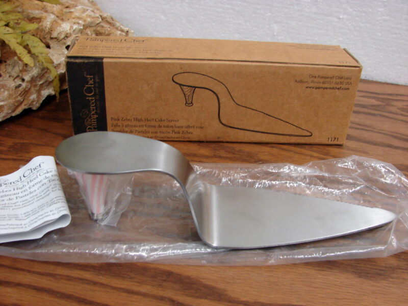 Original Pampered Chef Pink Zebra High Heel Cake Server #1171, Moose-R-Us.Com Log Cabin Decor