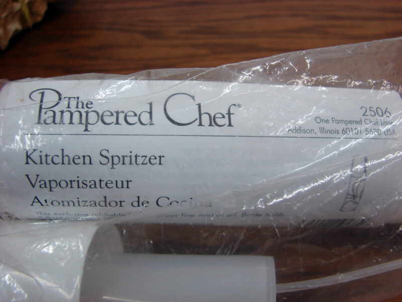 Original Pampered Chef #2506 Kitchen Spritzer NIP, Moose-R-Us.Com Log Cabin Decor