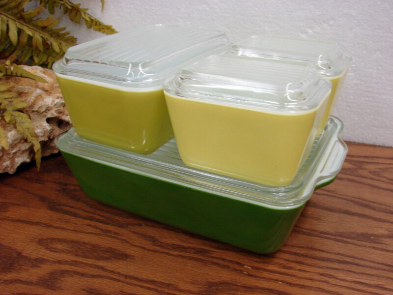 Vintage PYREX Verde Green Oven Freezer Refrigerator Set Complete w/ Lids, Moose-R-Us.Com Log Cabin Decor