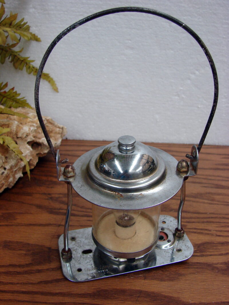 Vintage Chrome Radar Camping Emergency Lantern Battery Operated, Moose-R-Us.Com Log Cabin Decor