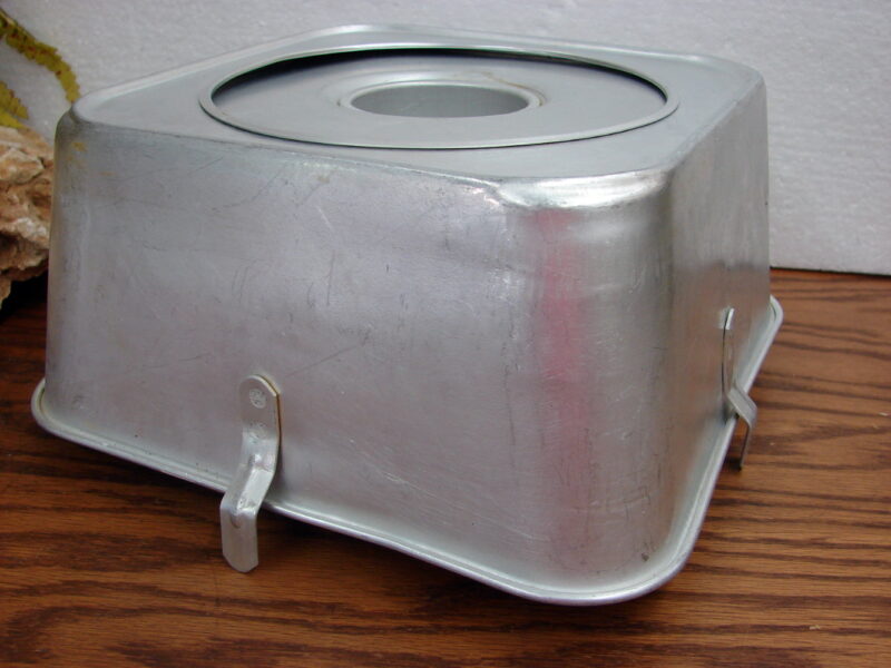 Vintage Aluminum Square Angel Food Cake Pan USA Cooling Feet, Moose-R-Us.Com Log Cabin Decor