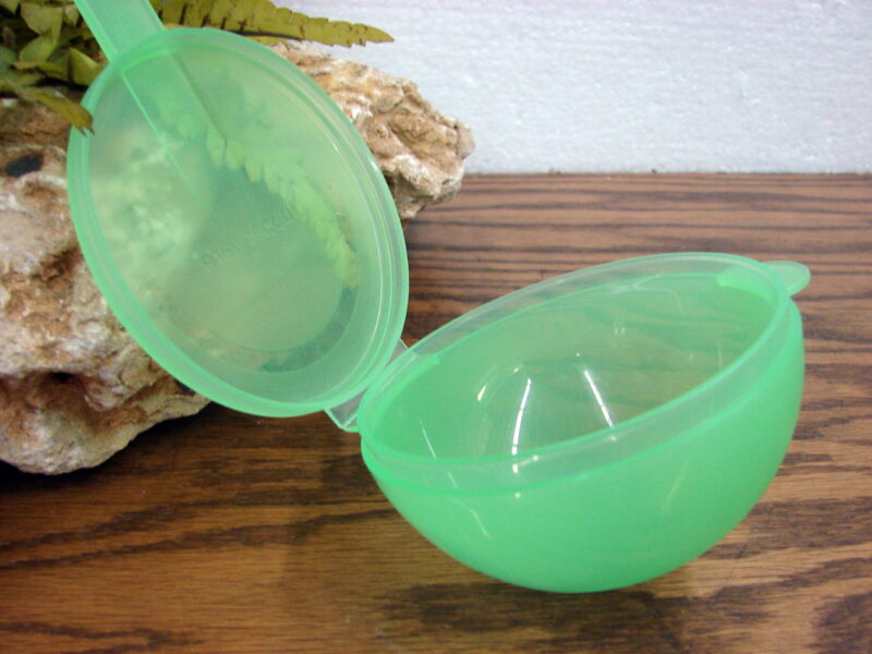 Tupperware Keeper #5106 Cut Lemon Lime Forget Me Not Jr., Moose-R-Us.Com Log Cabin Decor