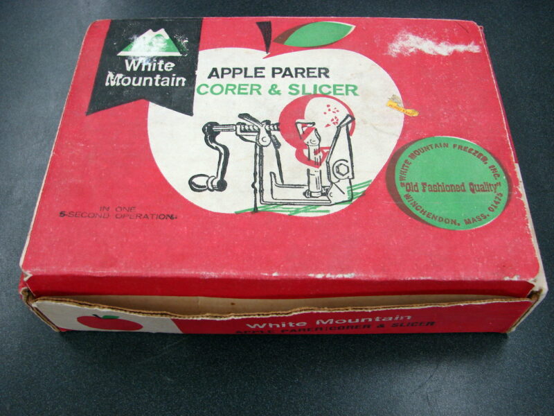 Vintage Cast Iron White Mountain Apple Parer Corer Slicer w/ Red Box Instructions, Moose-R-Us.Com Log Cabin Decor