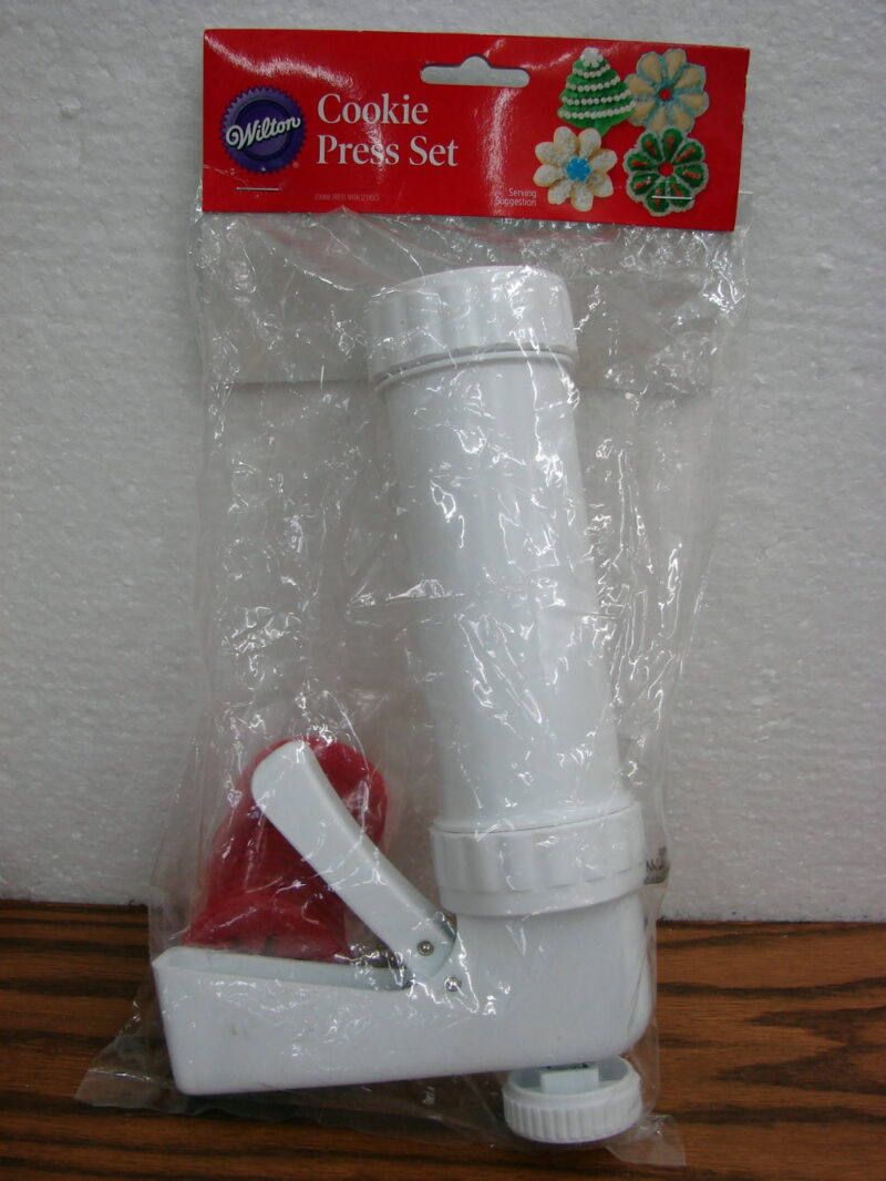 Wilton Cookie Press Set New in Bag 12 Designs, Moose-R-Us.Com Log Cabin Decor