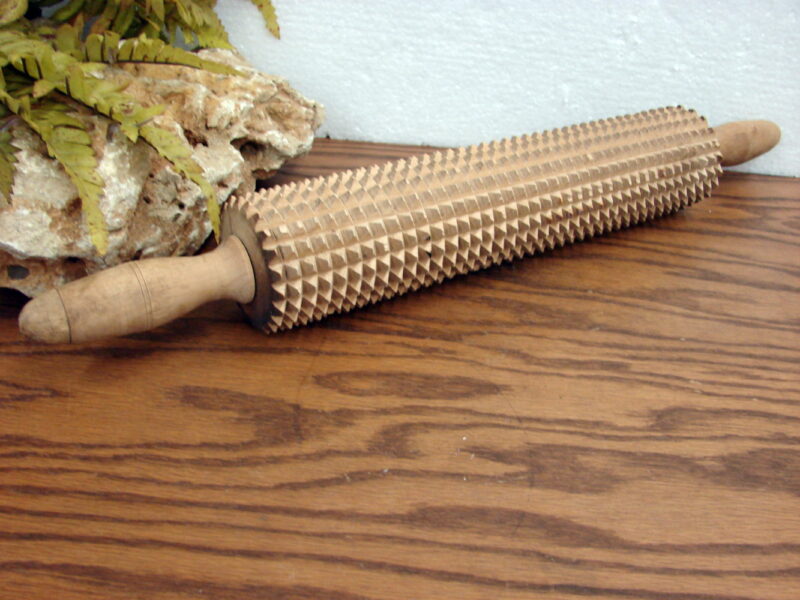 Vintage Scandinavian Wood Rolling Pin Notched Lefse Wood Turned Handles, Moose-R-Us.Com Log Cabin Decor