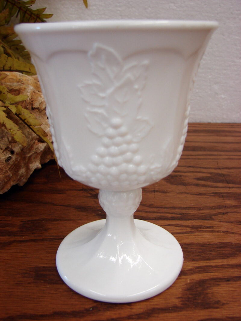 Indiana Glass Company Colony White Milk Glass Harvest Collection, Moose-R-Us.Com Log Cabin Decor