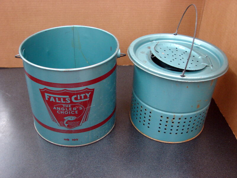 Vintage Falls City Ocean Green Minnow Bait Bucket Cabin Decor No. 100, Moose-R-Us.Com Log Cabin Decor