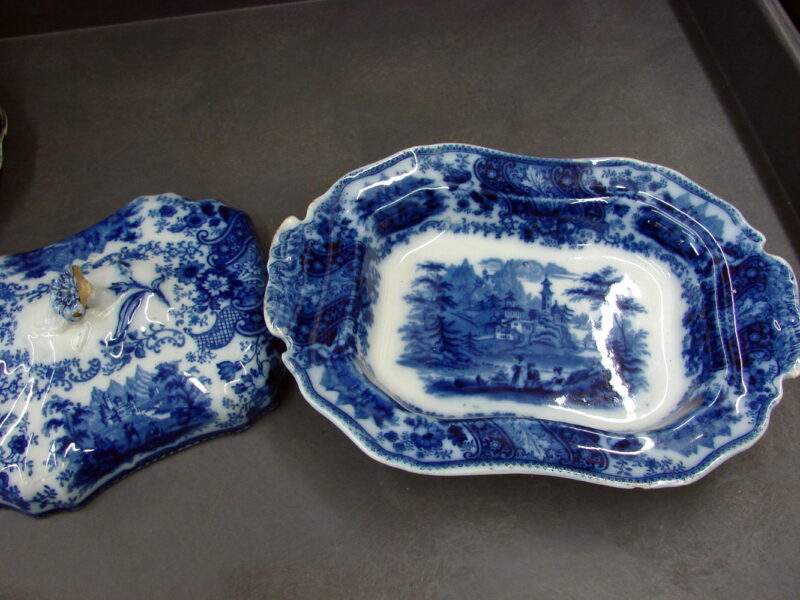 Antique Royal Blue Flow Blu China England Pottery Craft as is 21 Pieces, Moose-R-Us.Com Log Cabin Decor