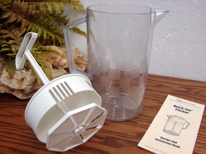 The Pampered Chef Quick Stir #2270 2 Qt Pitcher, Moose-R-Us.Com Log Cabin Decor