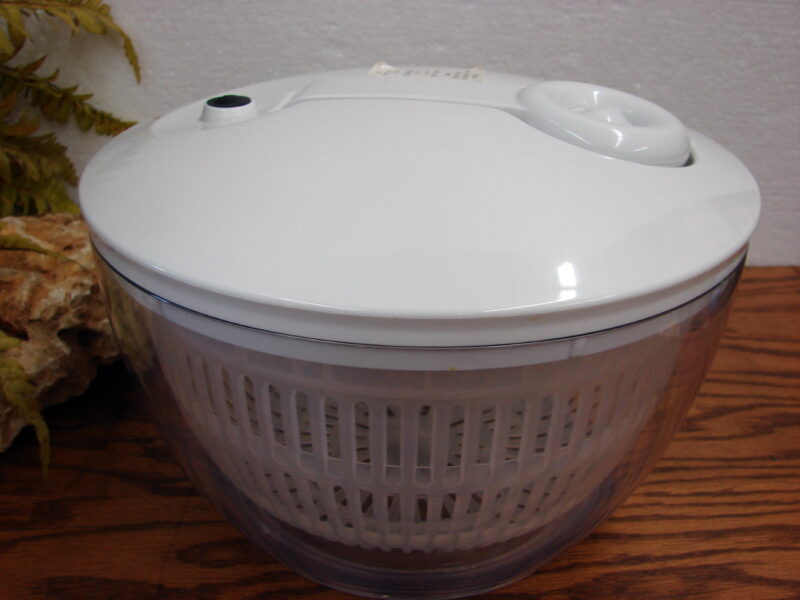 Original Pampered Chef #1785 Salad Berry Spinner Like New, Moose-R-Us.Com Log Cabin Decor