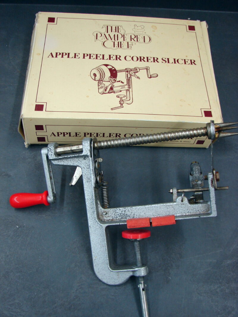 Original Pampered Chef Tan Box Apple Peeler Corer Slicer Baking Canning, Moose-R-Us.Com Log Cabin Decor