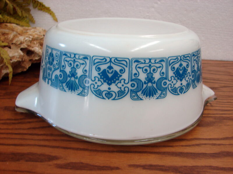 Vintage PYREX Horizon Blue #475 Cinderella Round Casserole w/ Lid 2 1/2 Qt, Moose-R-Us.Com Log Cabin Decor