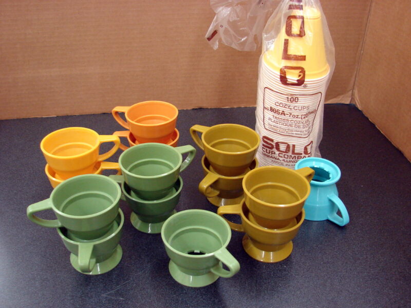 Retro Solo Cozy Cups 14 Lifetime Handles Bag of Cone Shaped Disposable Cups, Moose-R-Us.Com Log Cabin Decor