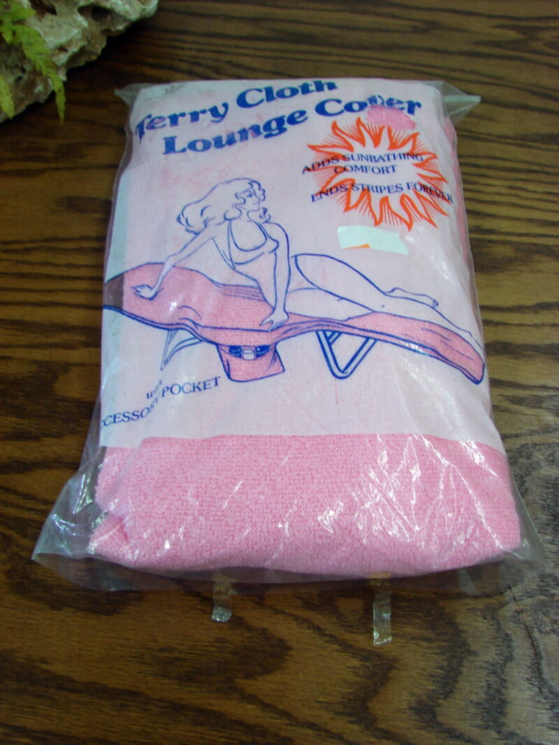 Vintage Pink Terry Cloth Lounge Chair Cover, Moose-R-Us.Com Log Cabin Decor